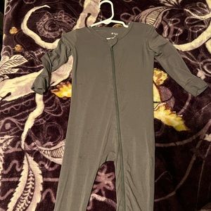 Charcoal Romper Kyte baby 3T